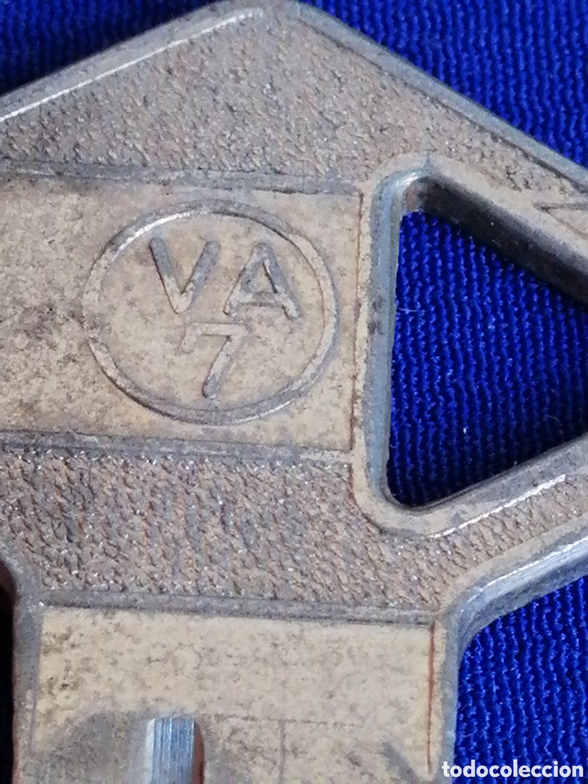 Coleccionismo: LLAVE PARA COCHE ANTIGUA - Foto 4