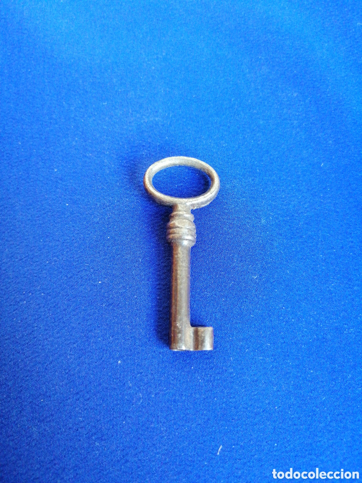 Collecting: LLAVE PARA ARMARIO O CAJON ANTIGUA