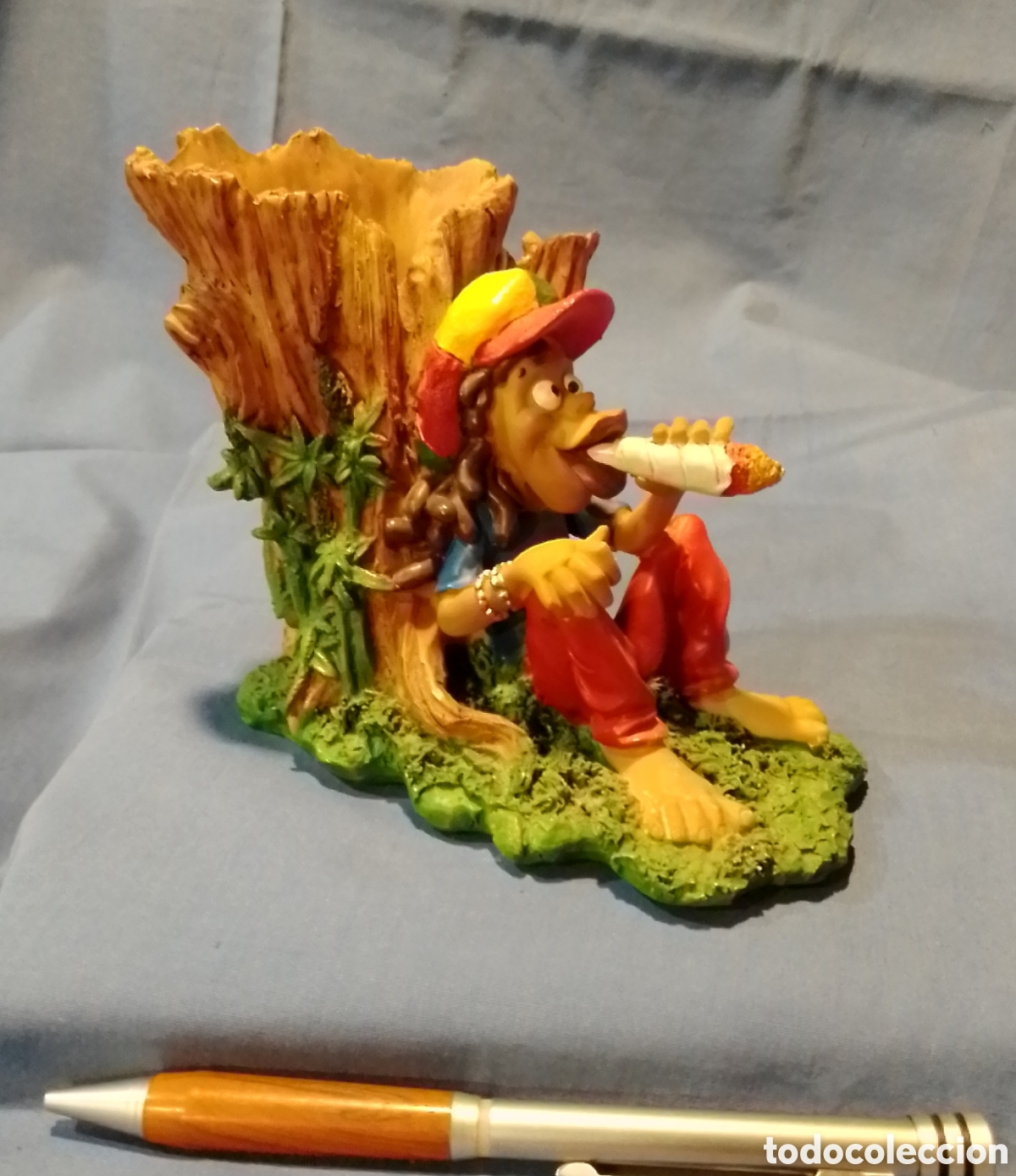 Coleccionismo: Figura rasta de resina