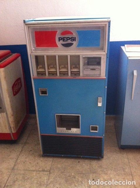 Coleccionismo: M&aacute;quina de vending vintage de Pepsi