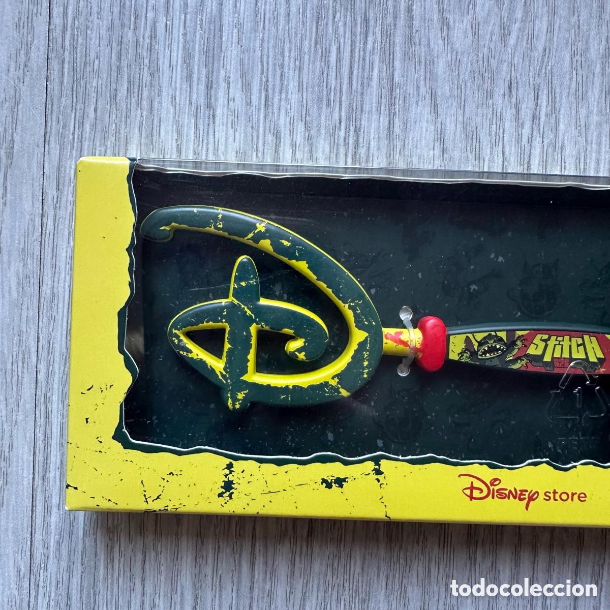 Coleccionismo: Llave d&iacute;a 626 Stitch, Disney Store. - Foto 2