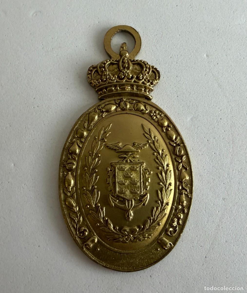 Coleccionismo: Medalla Cuello C&aacute;mara Comercio Industria Murcia. Condecoraci&oacute;n Empresa Lat&oacute;n Dorado