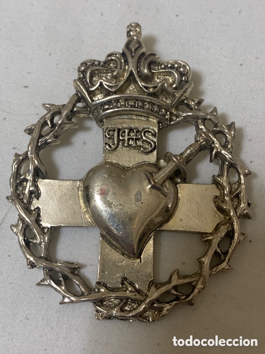 Collecting: Gran medalla Cofrad&iacute;a Cristo del Amor &ndash; Ntra. Sra. de las L&aacute;grimas &ndash; Sagrado Coraz&oacute;n &ndash; 7,5 cm