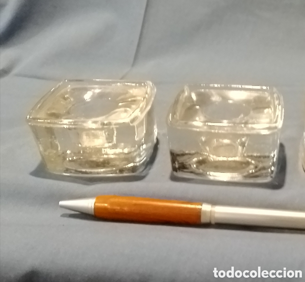 Coleccionismo: Dos portavelas de cristal