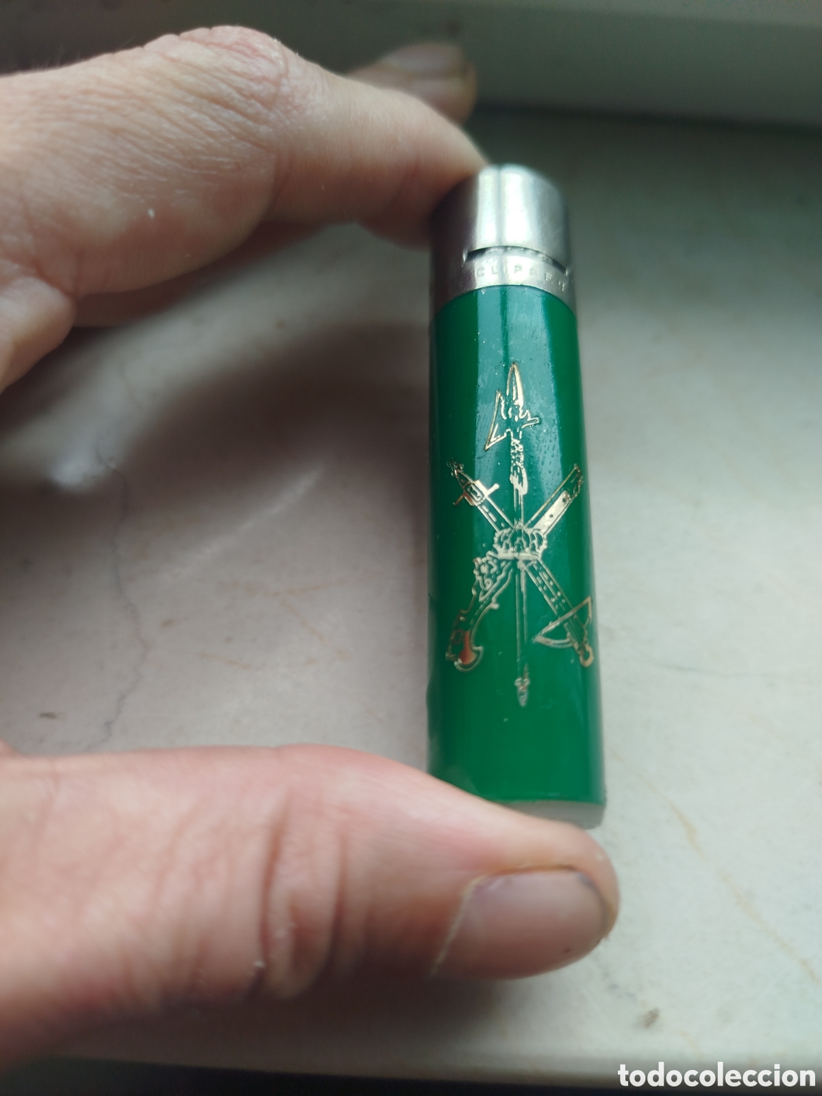 Coleccionismo: Mechero Clipper regulador - Emblema La Legi&oacute;n Espa&ntilde;ola - Verde - Made in Spain