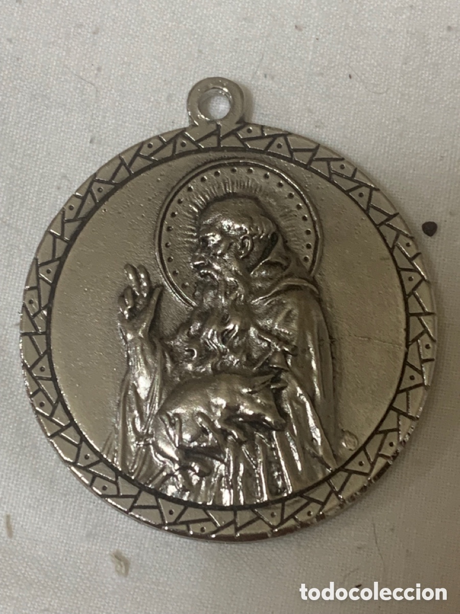 Coleccionismo: Medalla San Francisco de As&iacute;s &ndash; gran relieve &ndash; metal plateado &ndash; 4,5 cm