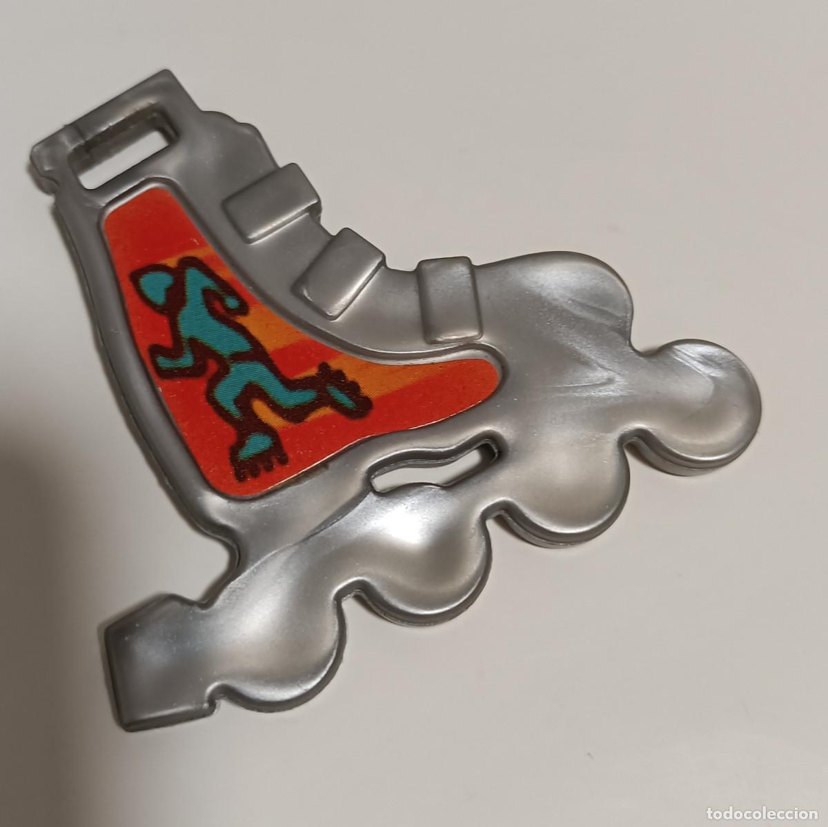 Coleccionismo: kelloggs noventero skate patin para llavero o colgante promocional kellogs kellog's 90's 90 gadget