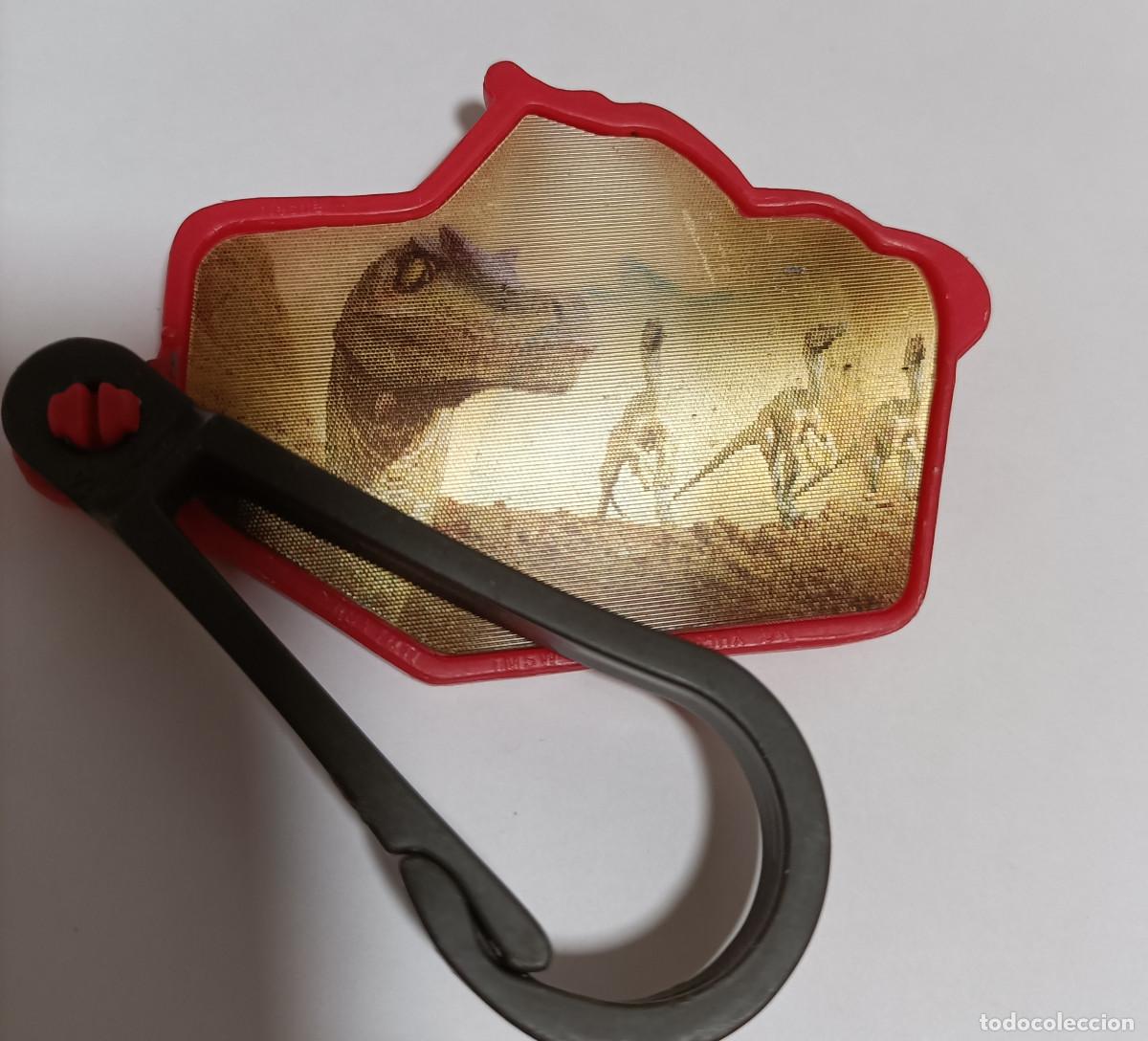 Coleccionismo: llavero coleccion nestle disosaurs disney dinosaurios promocional promocion mosqueton lenticular