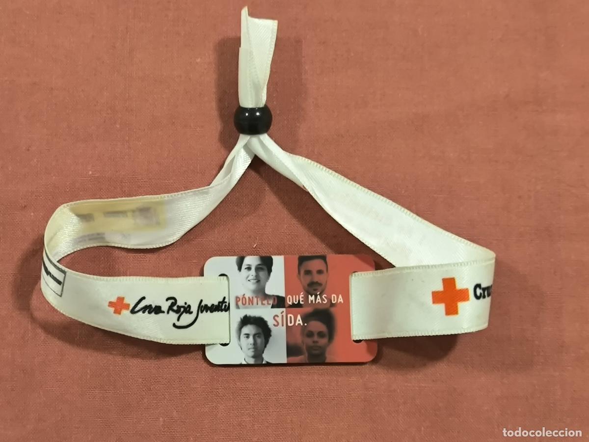 Sammeln: Pulsera de Tela Cruz Roja D&iacute;a Mundial del Sida &ndash; 1 de Diciembre Solidaria