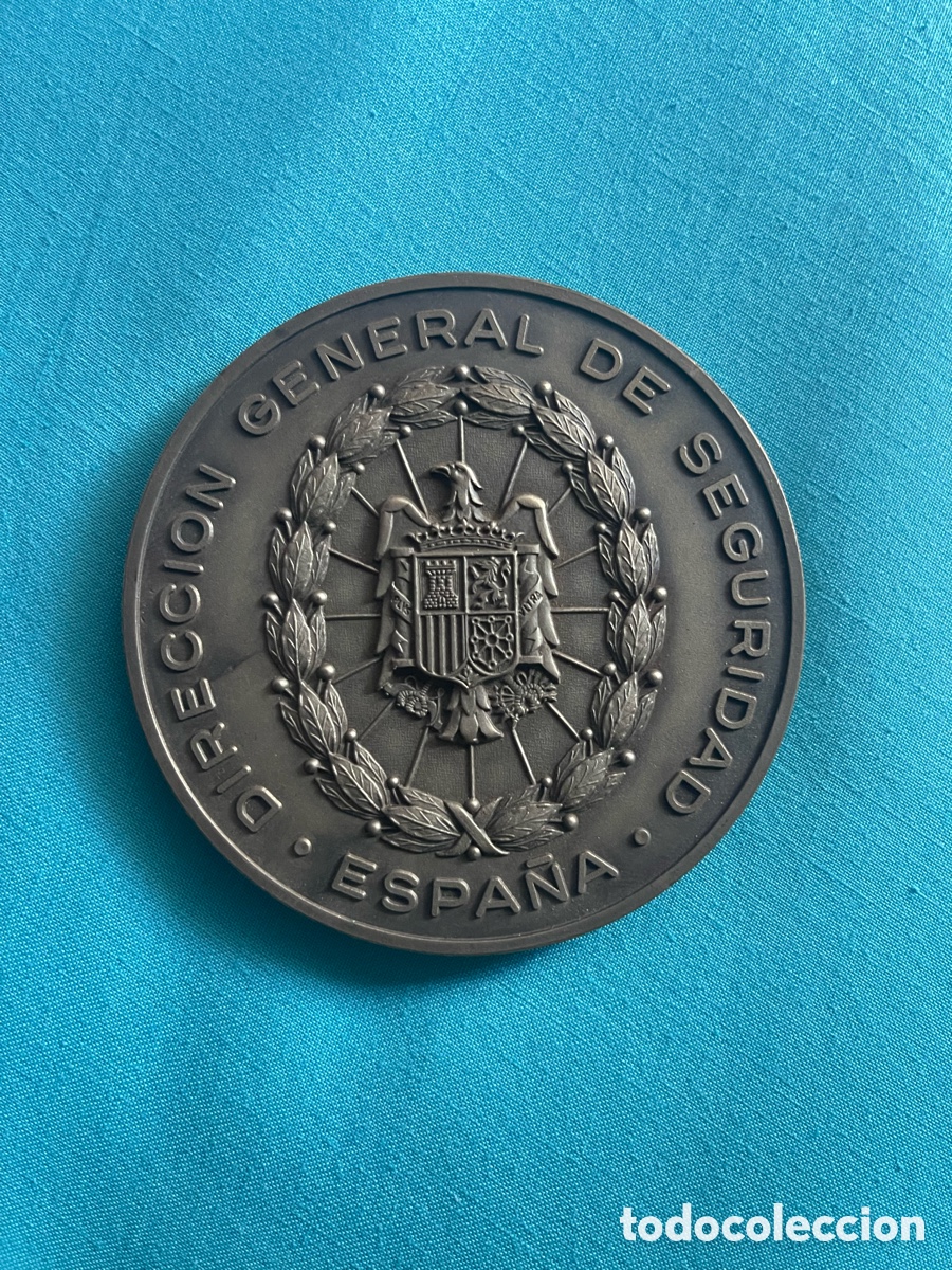 Coleccionismo: Medalla DGS a&ntilde;os 50-70 original