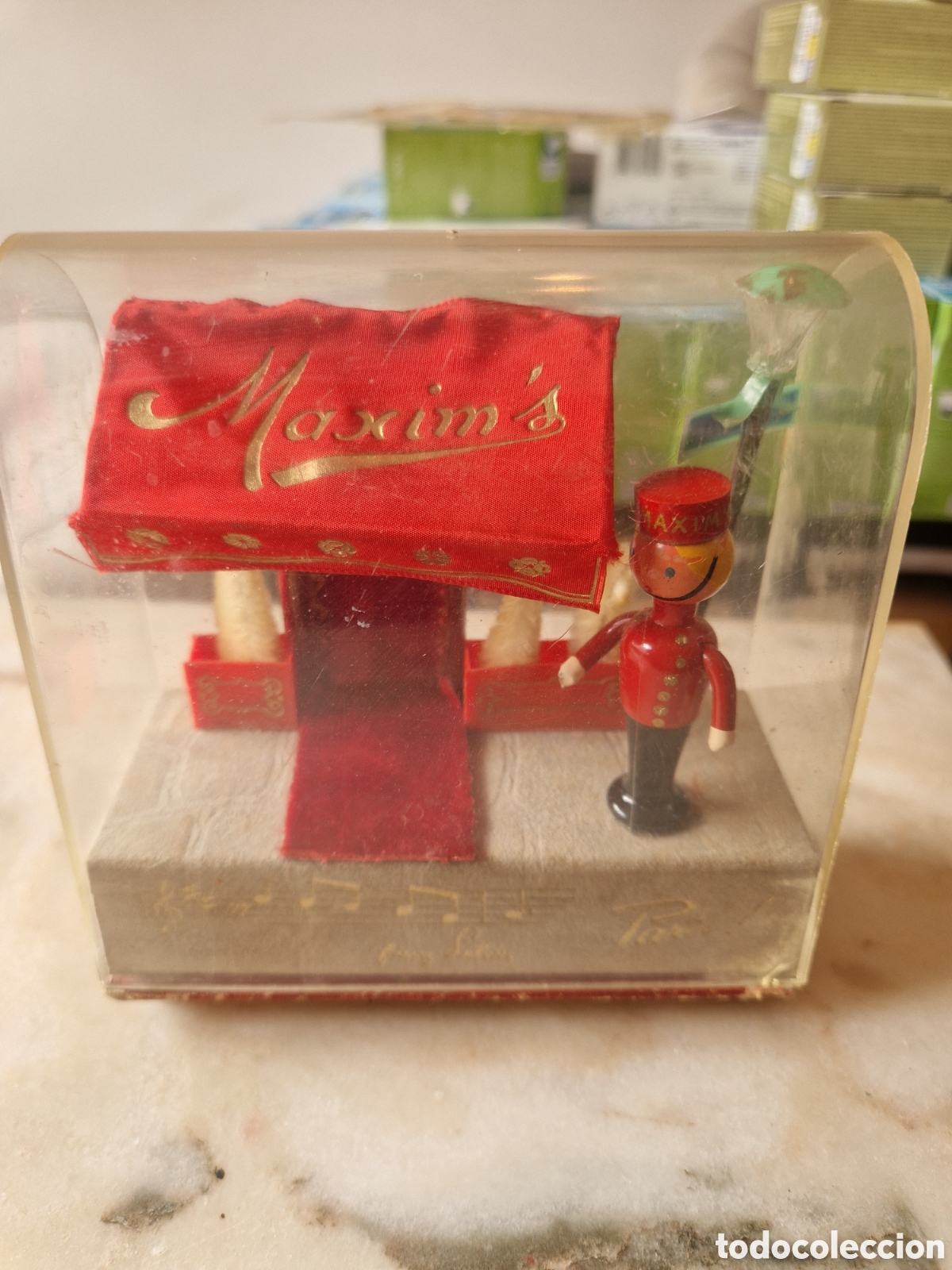 Coleccionismo: Caja de m&uacute;sica vintage Maxim&rsquo;s de Paris &ndash; Made in France &ndash; Handmade &ndash; Diorama