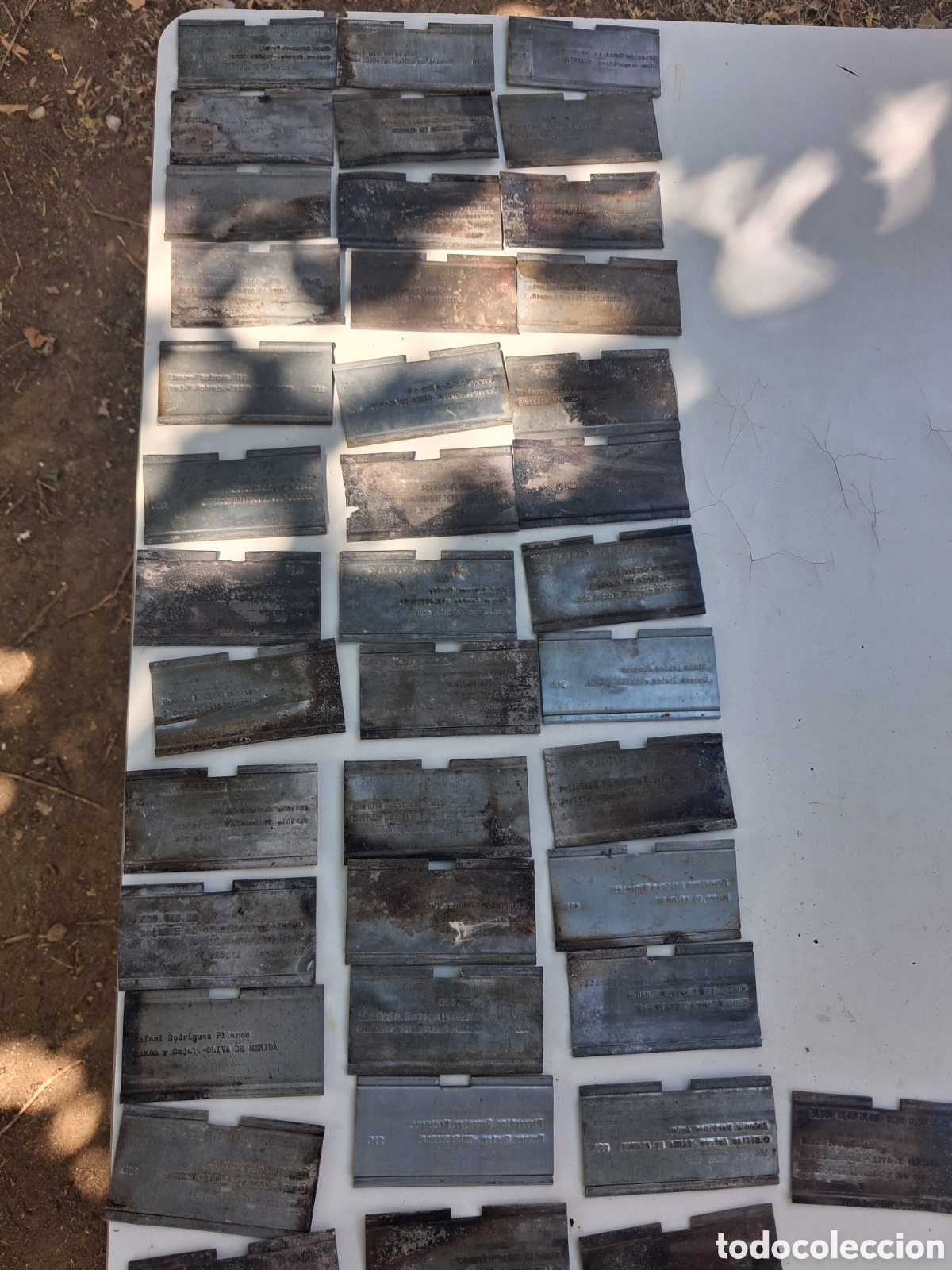 Coleccionismo: LOTE DE 40 PLACAS O TROQUELES DE ESTA&Ntilde;O O SIMILAR