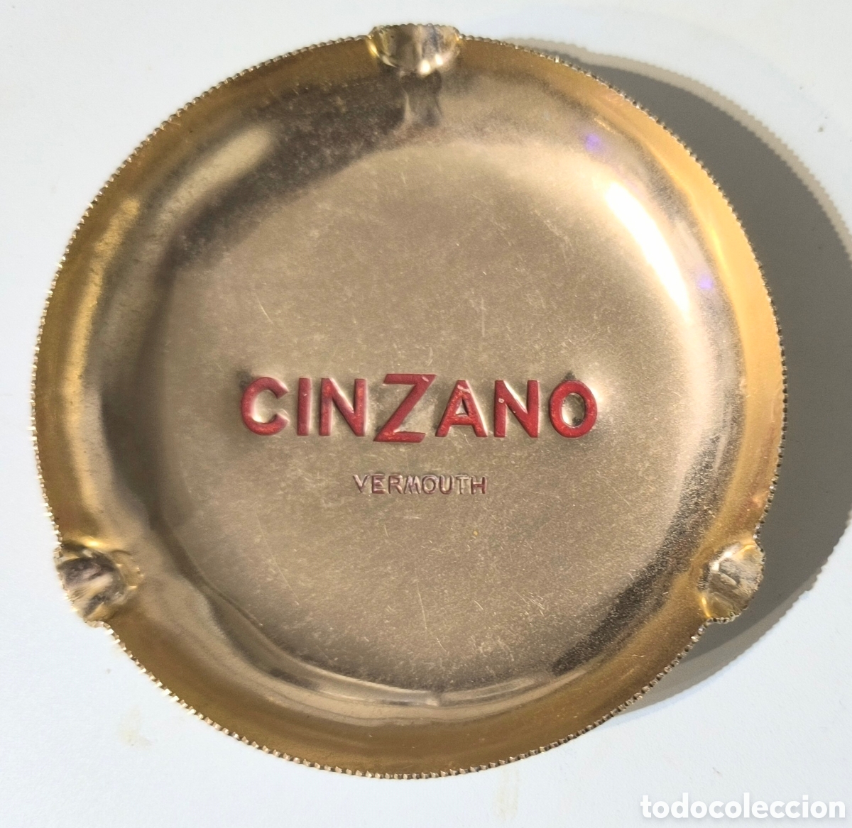 Coleccionismo: Antiguo cenicero de aluminio Cinzano