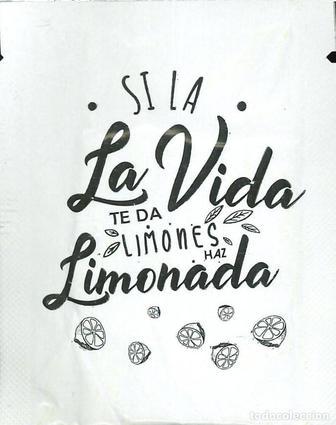 Coleccionismo: DE TODO UN POCO - TOALLITA HUMEDA - SI LA VIDA TE DA LIMONES HAZ LIMONADA - LA PAJARITA