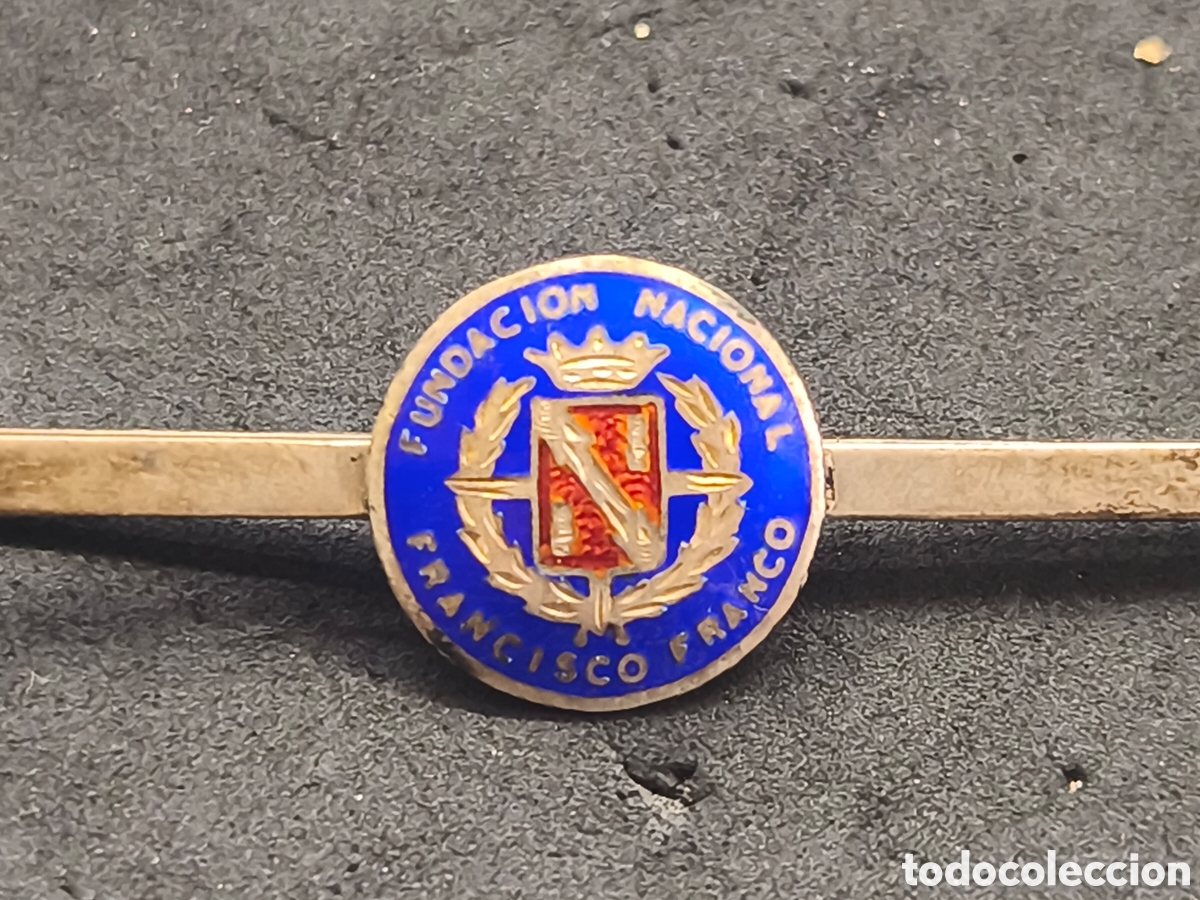 Coleccionismo: PISACORBATAS PLATA ESMALTADA FUNDACI&Oacute;N NACIONAL FRANCISCO FRANCO