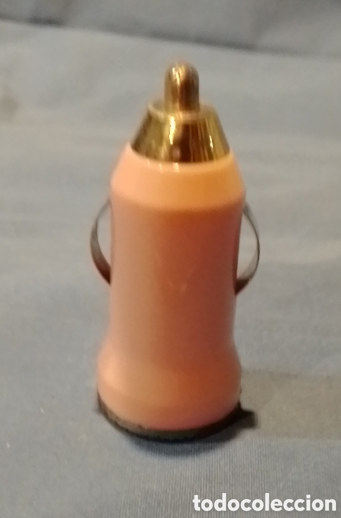 Coleccionismo: Cargador de tel&eacute;fono para coche - Foto 2