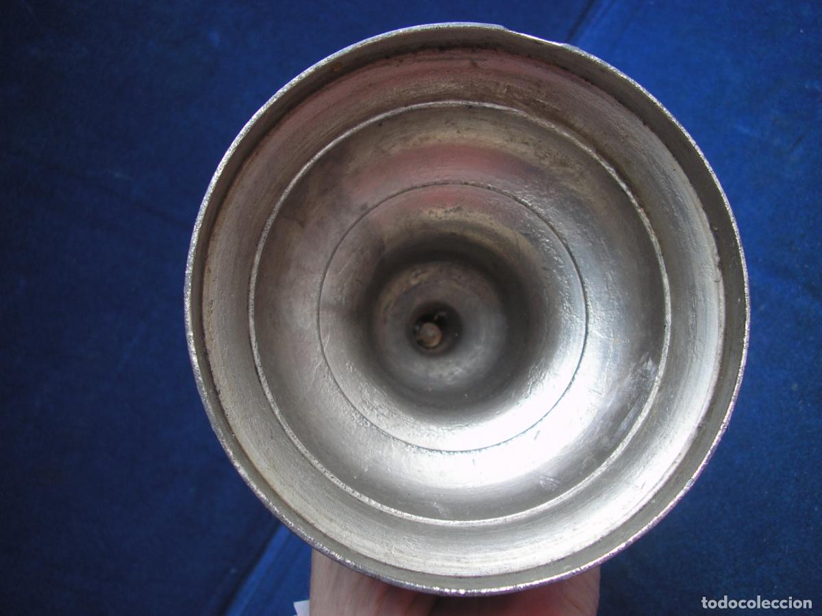 Coleccionismo: CANDELABRO METAL PLATEADO - Foto 2