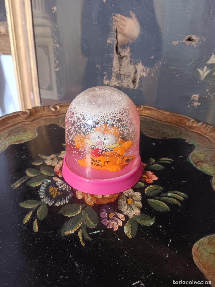 Coleccionismo: bola de nieve vintage de Garfield fabricada por la conocida marca alemana Koziol en los a&ntilde;os 80.Cuen