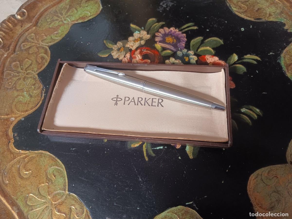 Coleccionismo: pluma estilogr&aacute;fica vintage Parker 45 Flighter, fabricada en acero inoxidable cepillado con el ic&oacute;ni
