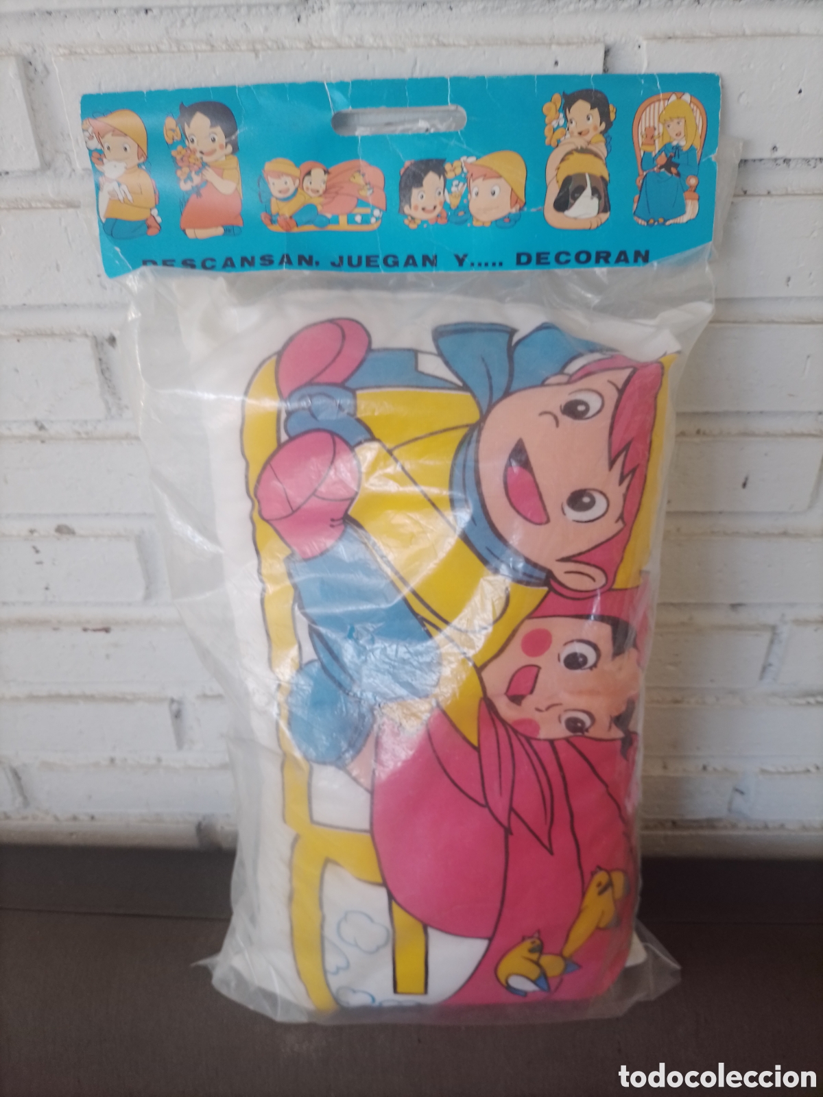 Coleccionismo: Antigua almohada o coj&iacute;n Heidi.