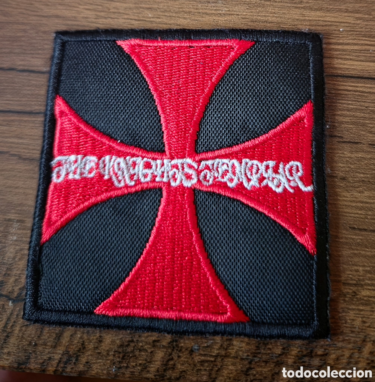 Coleccionismo: LOTE EXCLUSIVO 19 PARCHES BORDADOS TEMPLARIOS - CRUZ PAT&Eacute; Y SELLO MEDIEVAL - &iexcl;ENV&Iacute;O GRATIS!