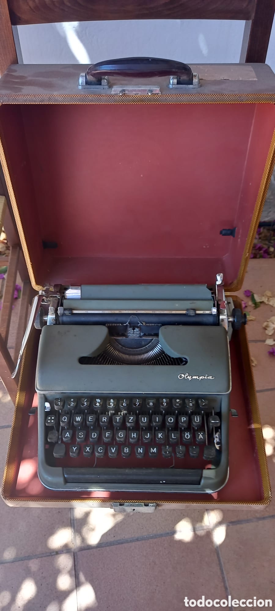 Coleccionismo: M&aacute;quina de escribir Olympia SM2 port&aacute;til primera serie