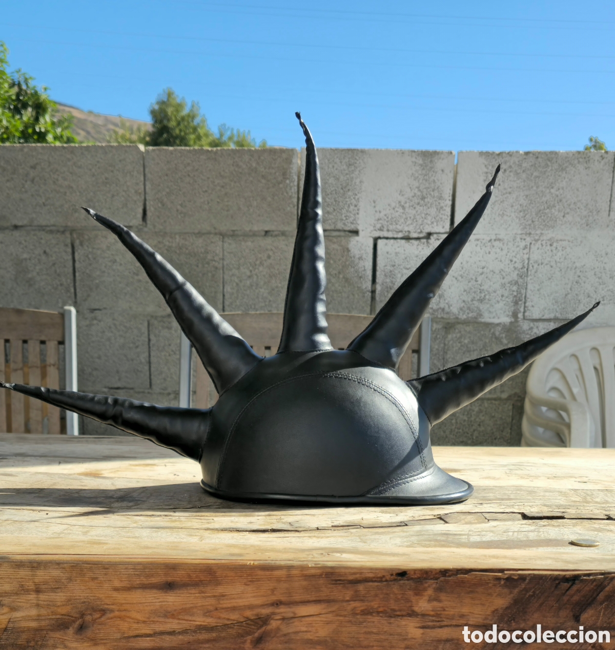 Coleccionismo: Casco Cresta punk cuero