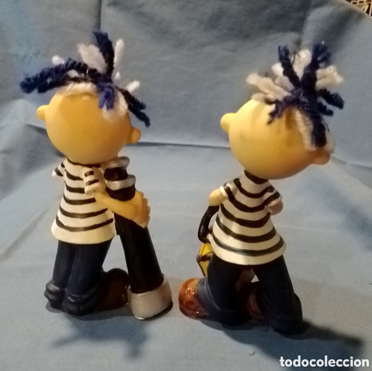 Coleccionismo: 2 figuritas de ni&ntilde;os de resina - Foto 3