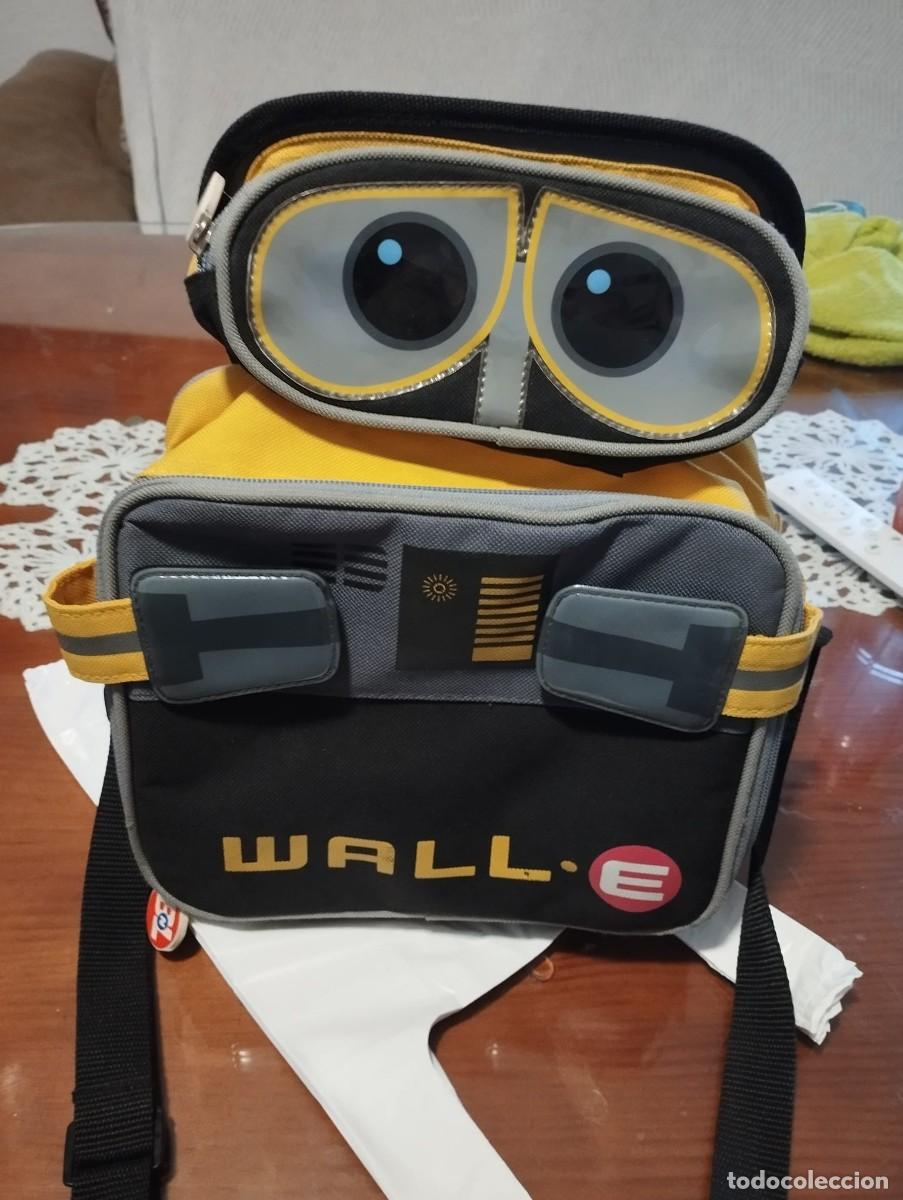 Coleccionismo: Mochila de wally disney - Foto 1