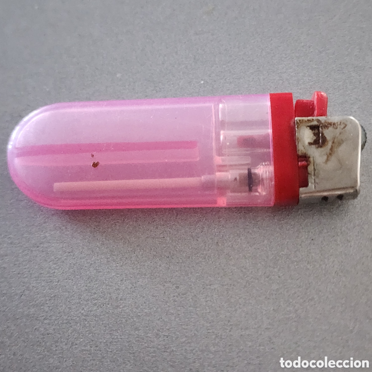 Coleccionismo: Mechero / Encendedor de gas rosa transl&uacute;cido &ndash; Marca GiT - Foto 2