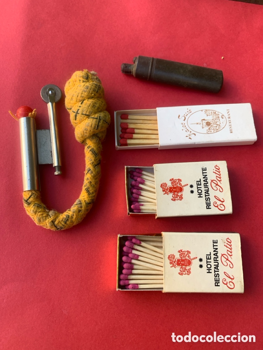 Coleccionismo: LOTE CHISQUERO, MECHERO DE TRINCHERA Y CAJAS CERILLA VINTAGE