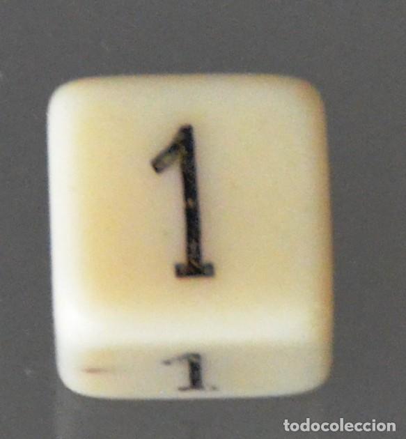 Coleccionismo: UNICO DADO VINTAGE DE LA QUINIELA 1X2 PROPORCIONAL (4 CARAS CON EL 1 )