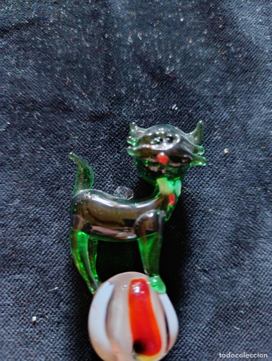 Coleccionismo: Gato sobre una pelota de cristal de Murano