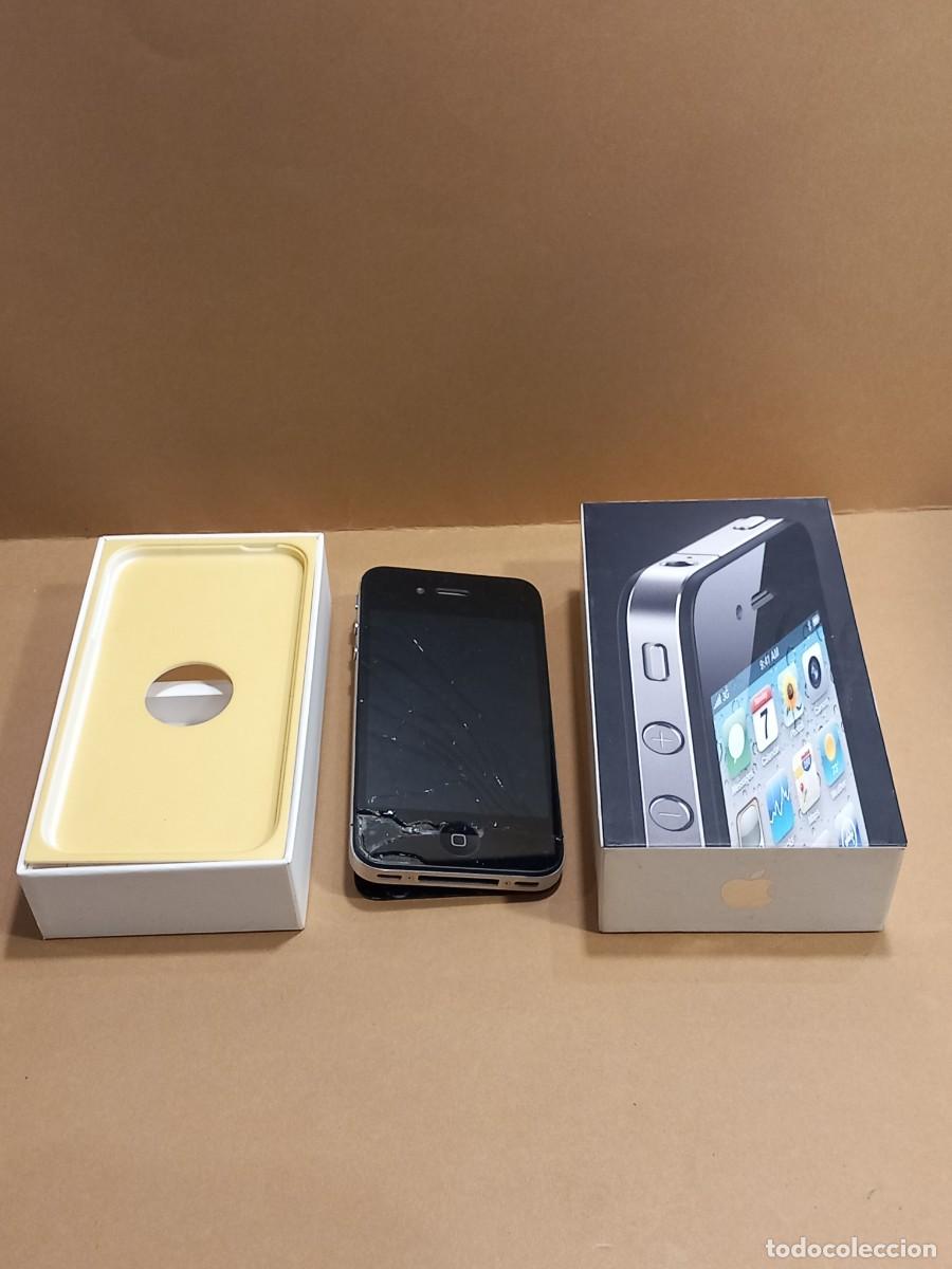 Coleccionismo: iPhone 4 CON DEFECTO DE ROTURA PARA PIEZAS... CON SU CAJA ORIGINAL / COMPRA MIN&Iacute;MA 5 &euro;