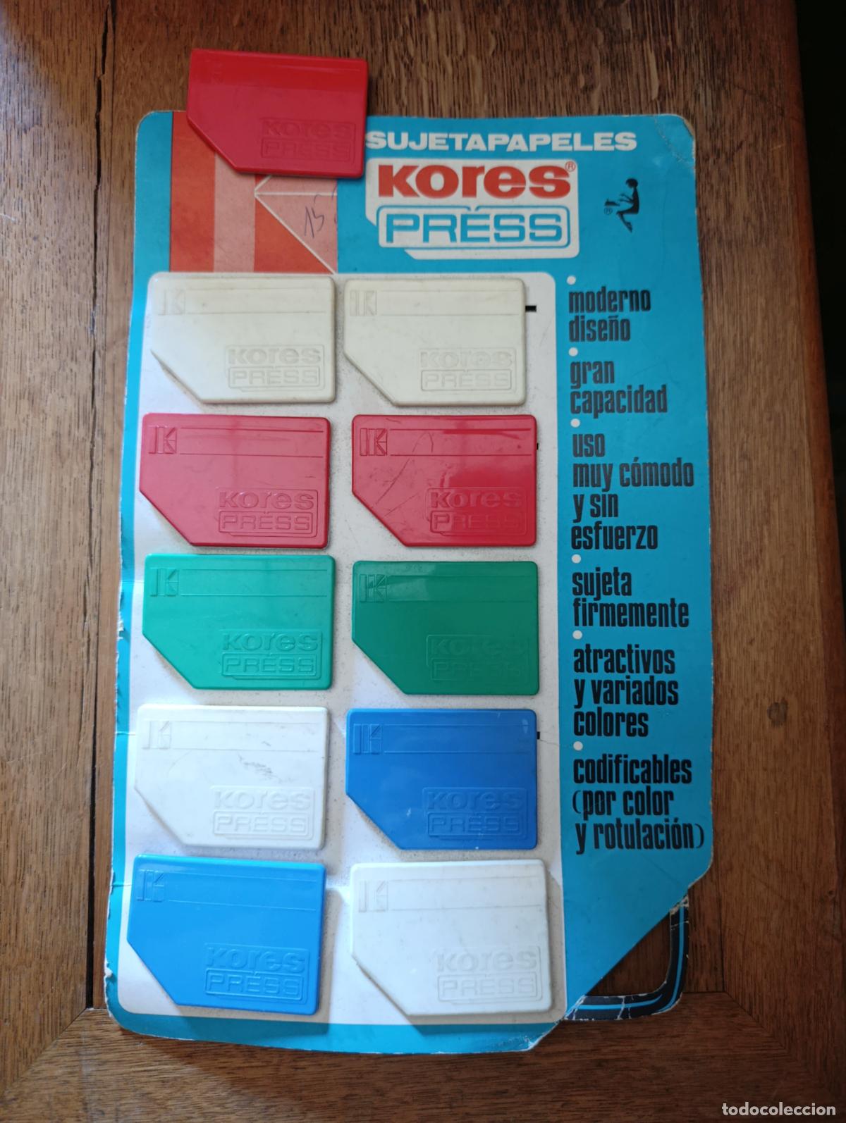 Coleccionismo: EXPOSITOR SUJETAPAPELES KORES PRESS. COMPLETO. PROCEDE DE TIENDA, DE TIENDA
