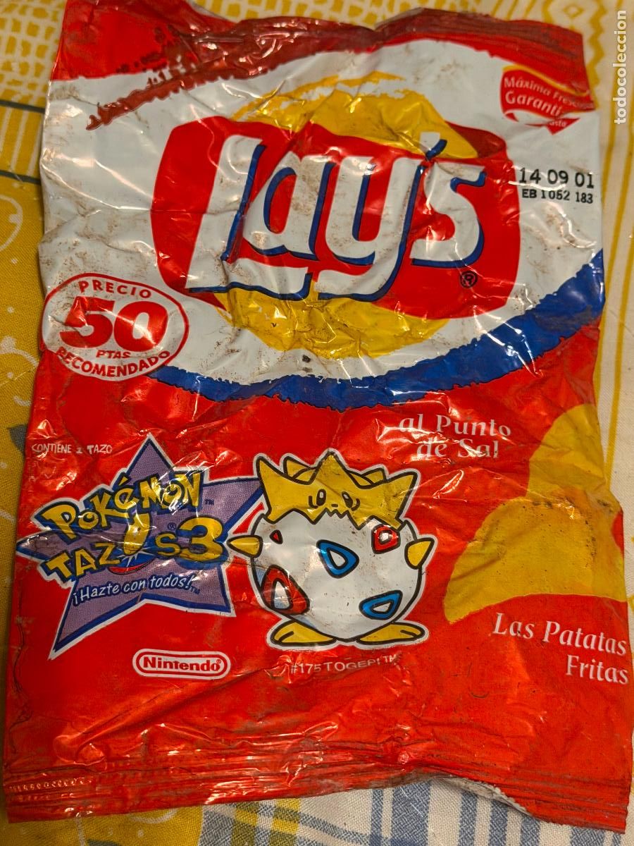 Coleccionismo: Envoltorio lays pokemon color rojo