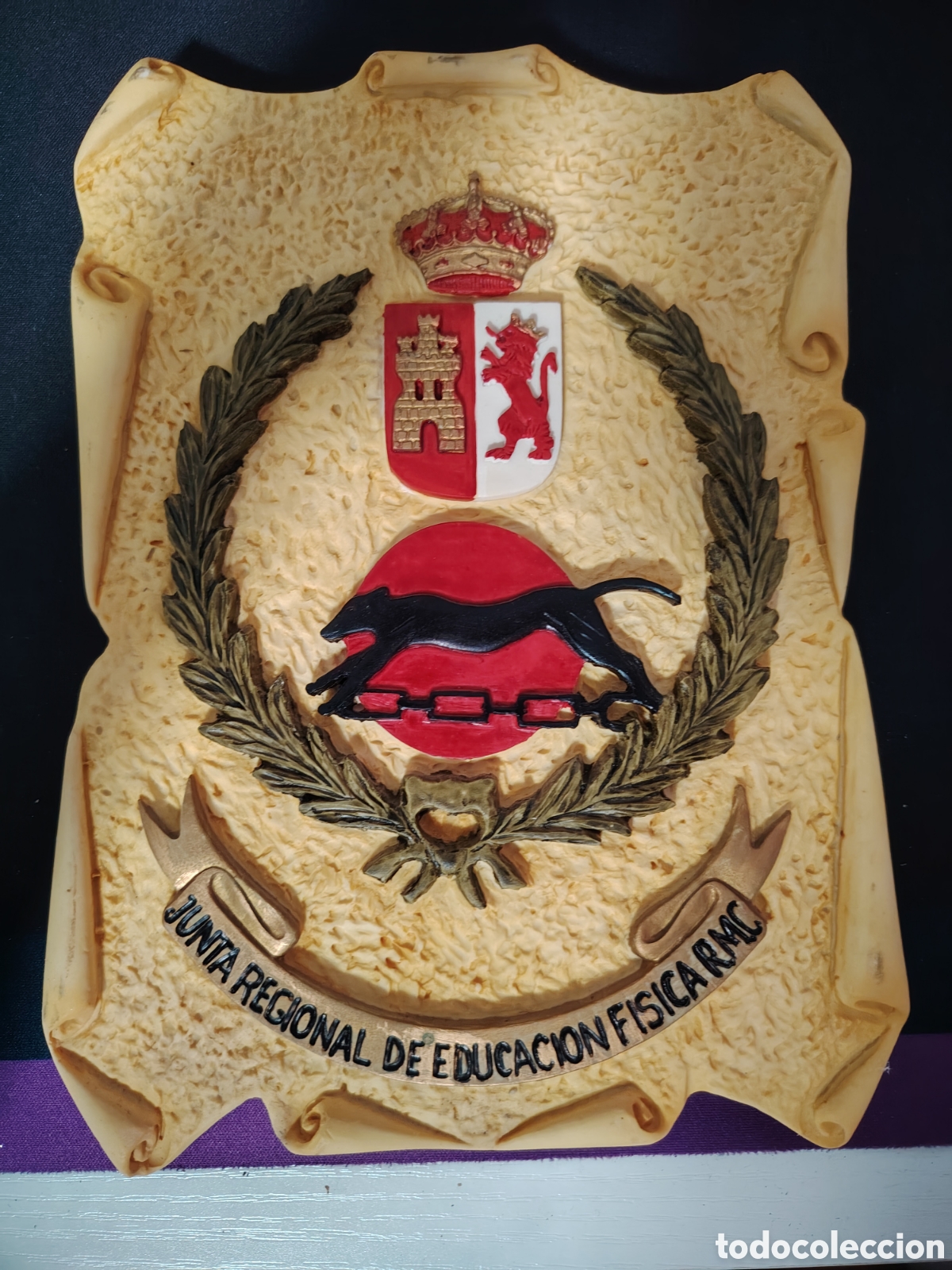 Coleccionismo: Metopa militar espa&ntilde;ola ,Escudo Junta Regional Educaci&oacute;n F&iacute;sica, Insignia Ej&eacute;rcito