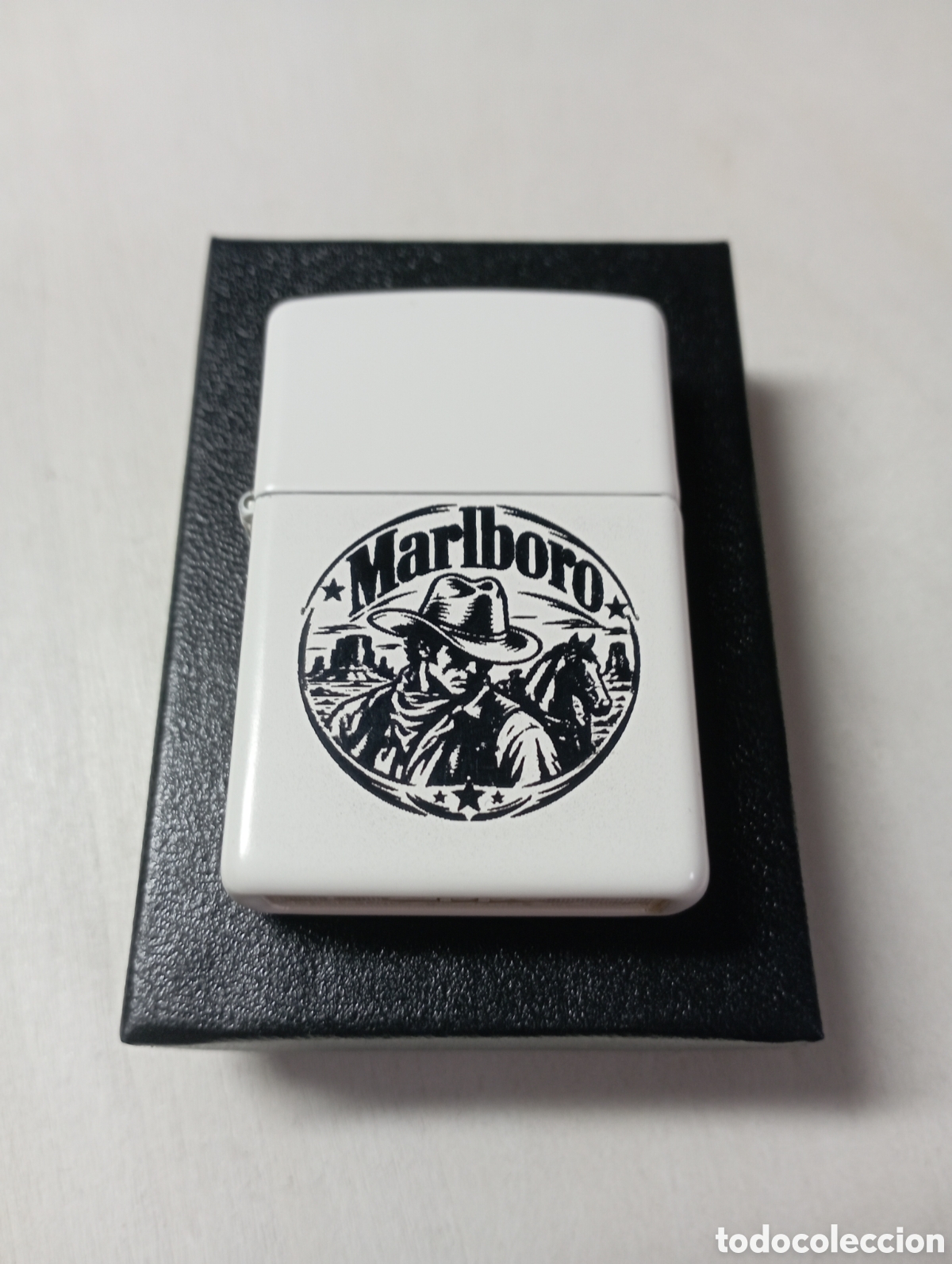 Coleccionismo: Zippo Blanco MARLBORO - Foto 1