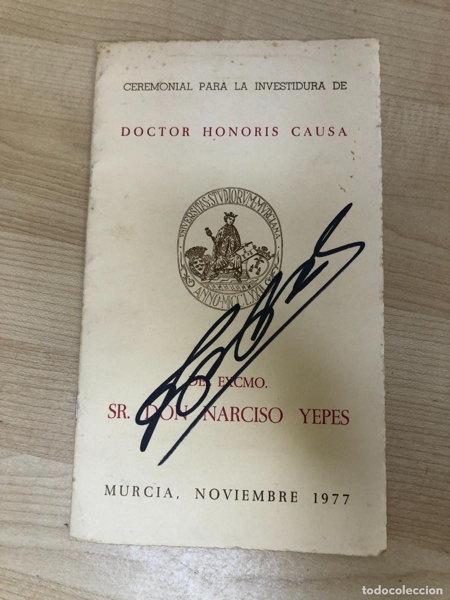 Coleccionismo: Folleto ceremonial investidura Doctor Honoris Causa Narciso Yepes firmado aut&oacute;grafo Universidad