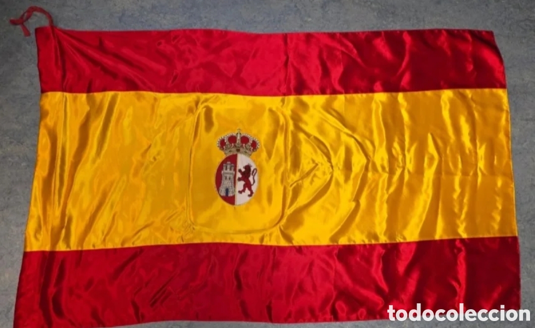 Coleccionismo: Bandera de Espa&ntilde;a bordada modelo 1785 - Foto 2