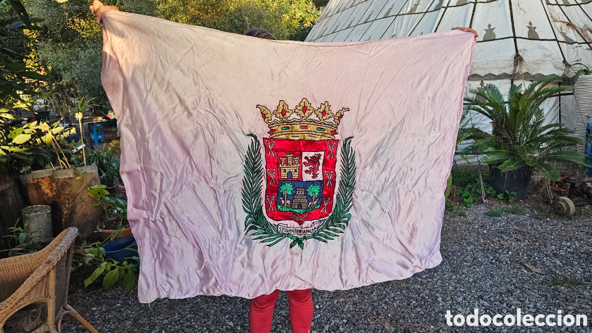 Collezionismo: Bandera escudo bordado de armas de la ciudad de Las Palmas de Gran Canaria