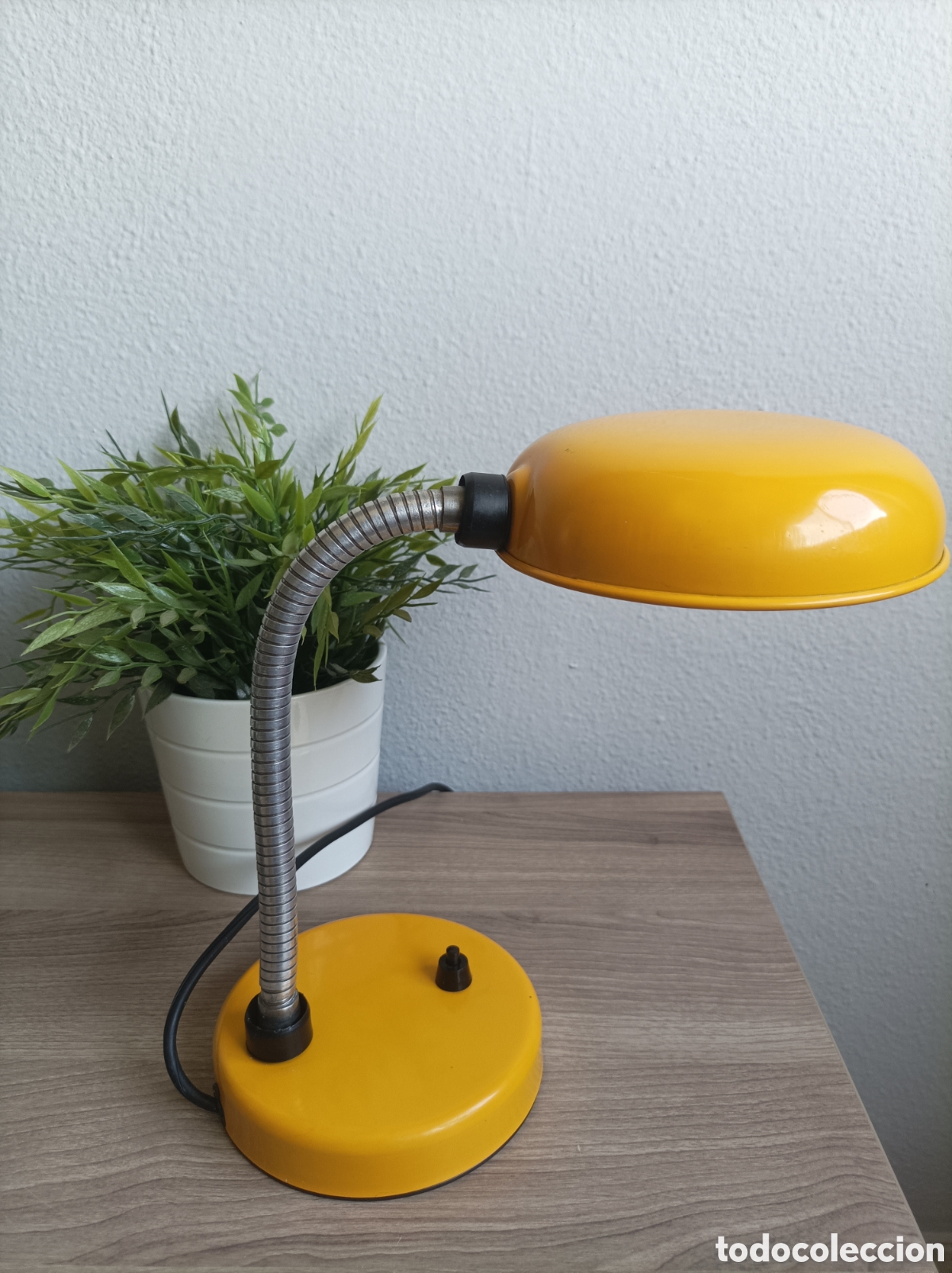 Coleccionismo: Flexo vintage Space Ace H .Rogu amarillo 80's