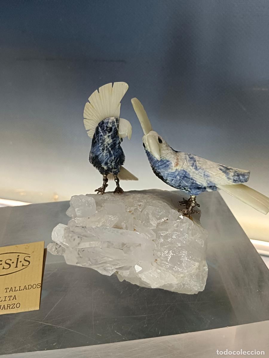 Coleccionismo: Pajaros tallados en Soladita sobre cuarzo, TARSIS, 9x10x9 cm