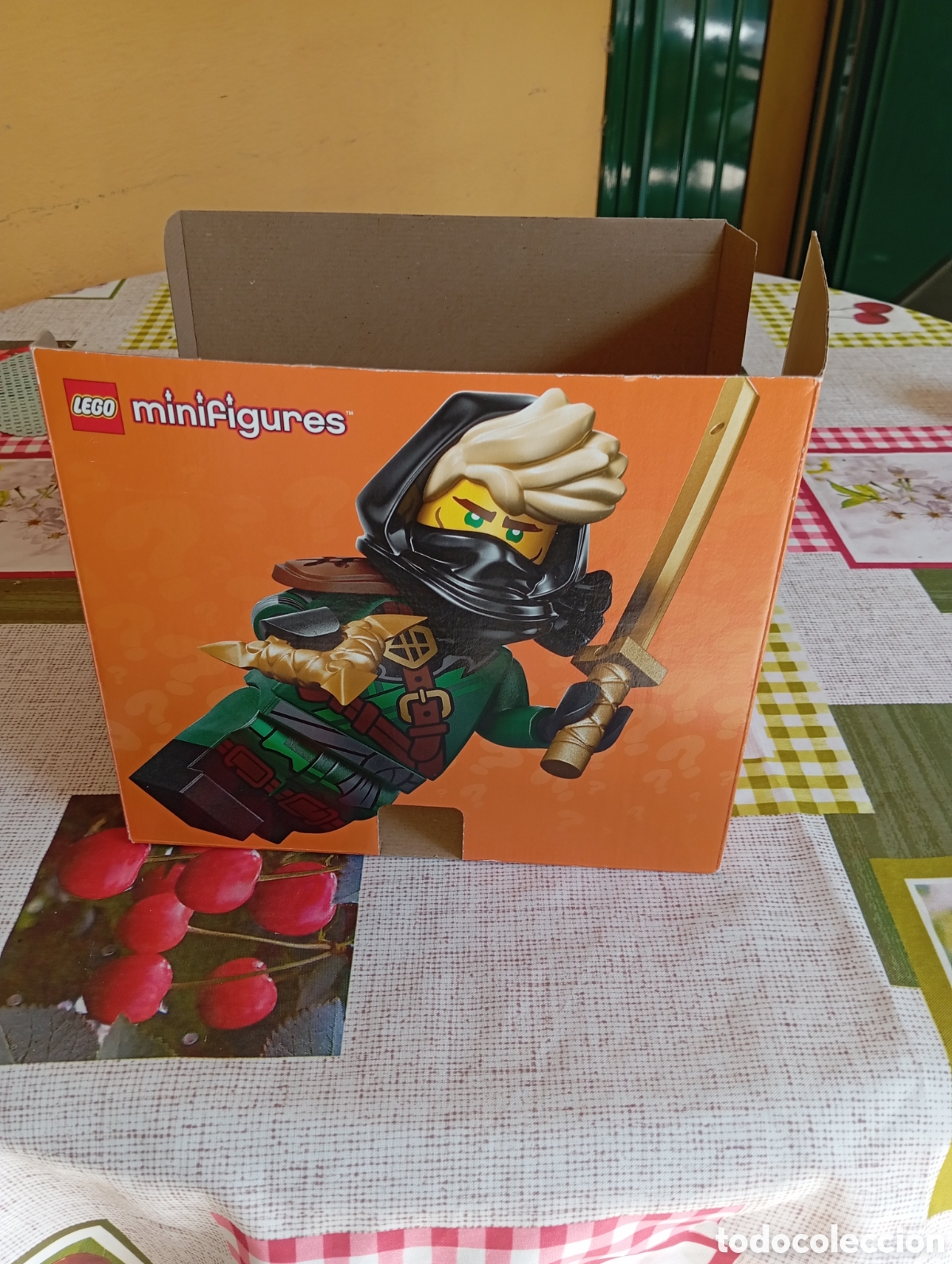 Coleccionismo: CAJA VAC&Iacute;A DISPENSADOR DE LEGO