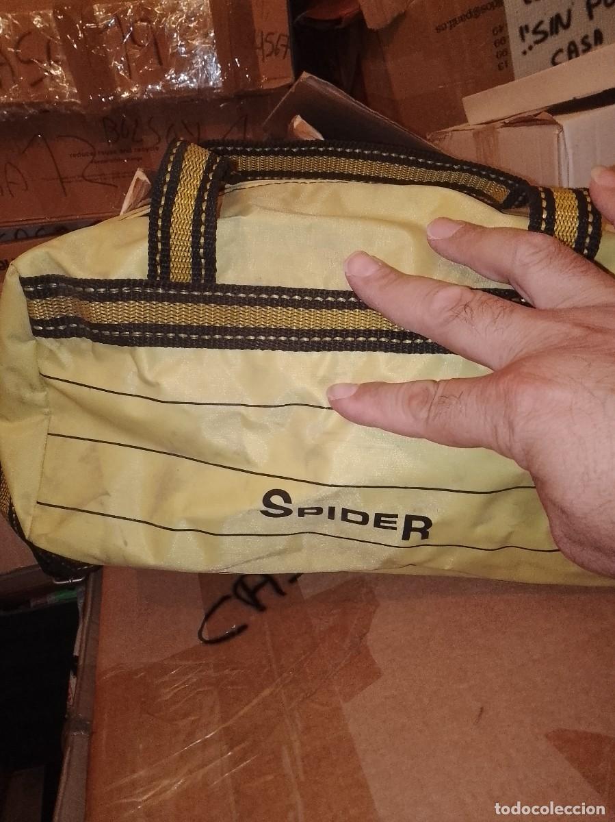 Coleccionismo: Mochila Spider a&ntilde;os 80 d&eacute; una vieja jugueter&iacute;a