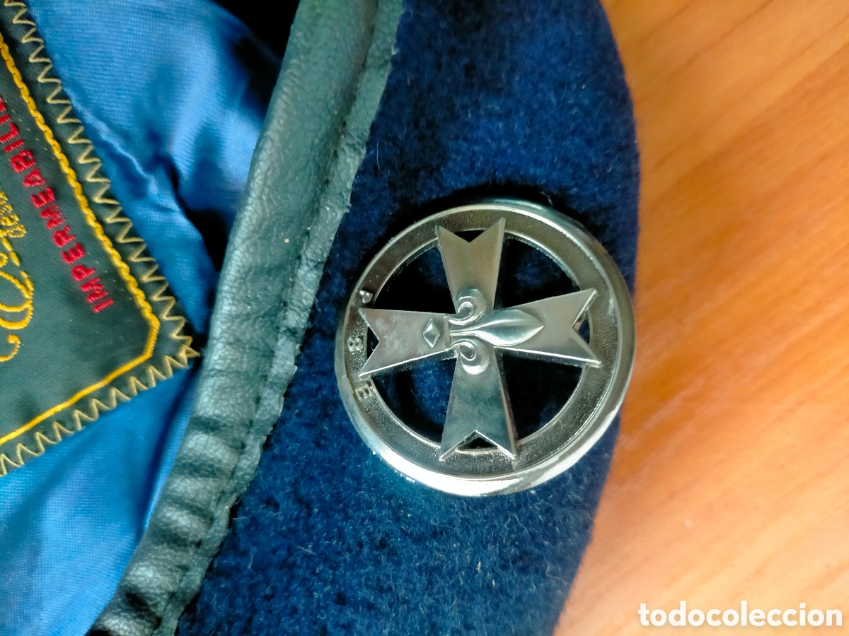 Coleccionismo: BOINA TXAPELA ELOSEGUI CON INSIGNIA SCOUTS