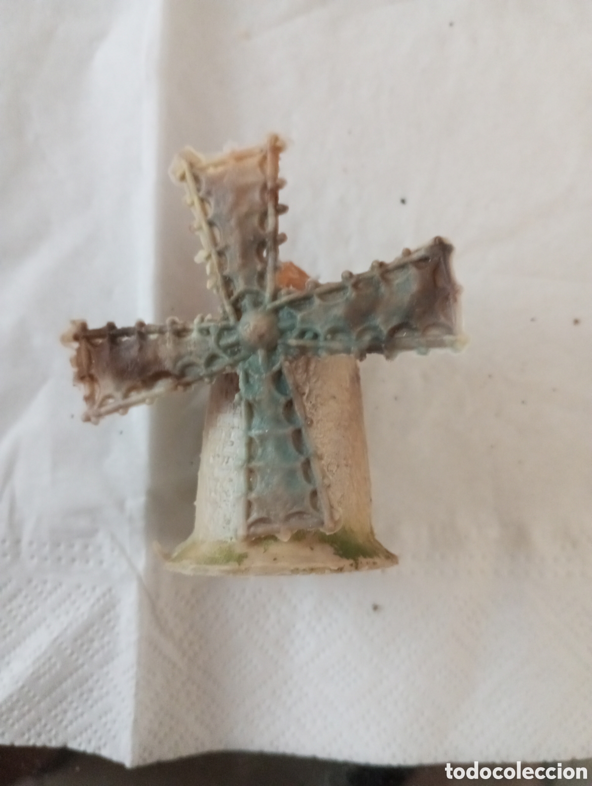 Coleccionismo: Figura de bel&eacute;n molino En pl&aacute;stico mide 6 cms - Foto 1