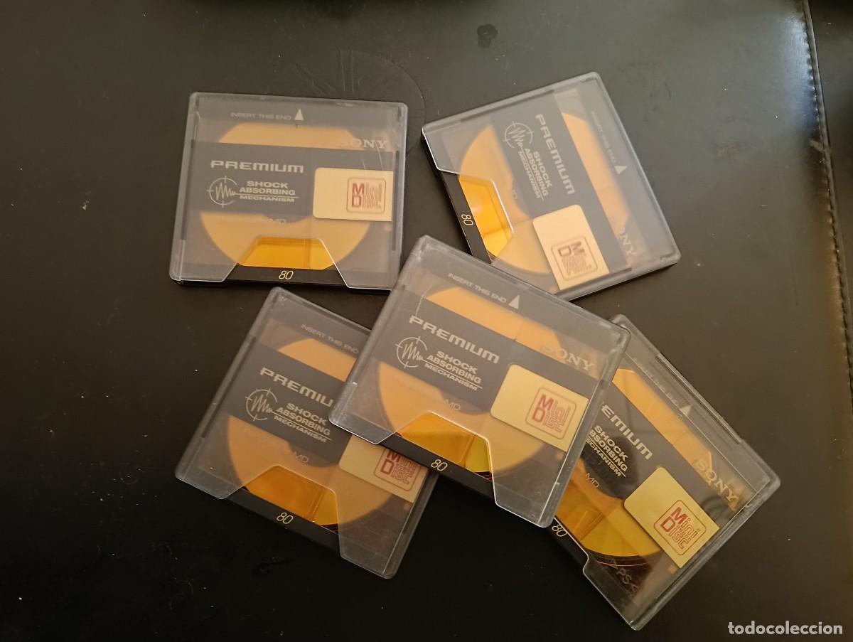 Coleccionismo: LOTE DE 5 DISCOS USADOS MINIDISC SONY PREMIUM MD 80 MIN. - REGRABABLES SIN FIN - CON FUNDAS