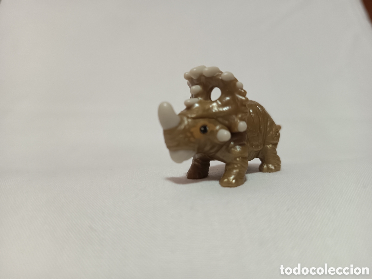 Coleccionismo: Figura Triceratops huevo Kinder. Colecci&oacute;n Natoons.
