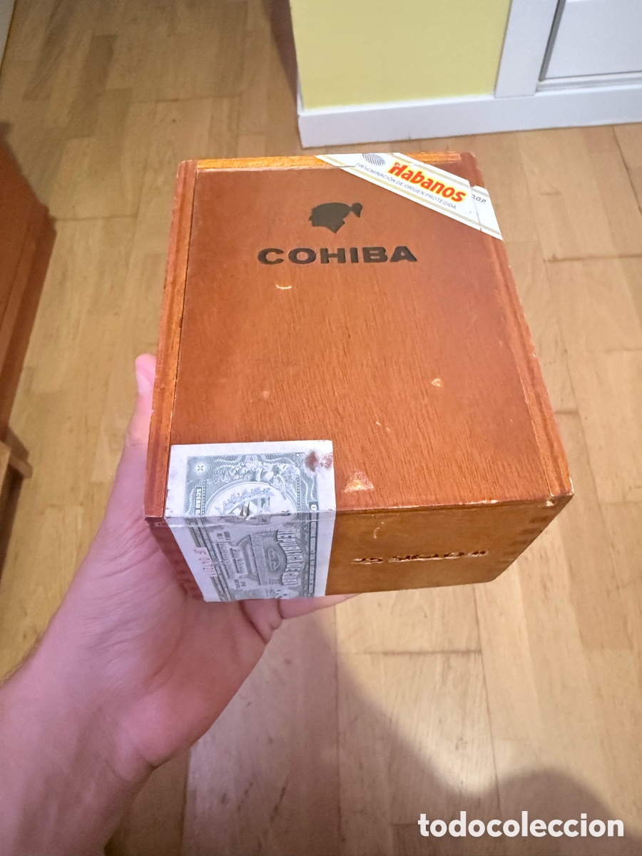 Coleccionismo: Caja de puros Cohiba 25 Siglos II vac&iacute;a